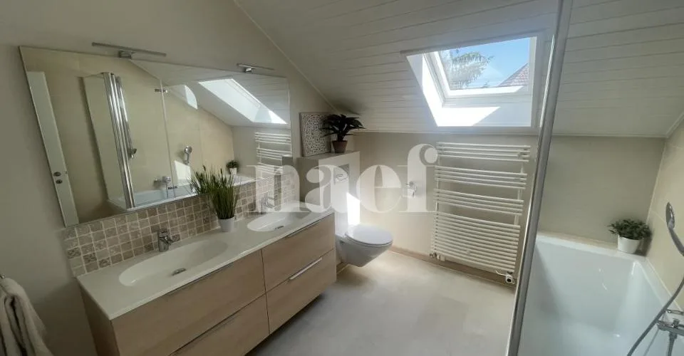 Schöne individuelle Villa mit 5,5 Zimmern, komplett renoviert und großem Garten – Foto 13 von 26