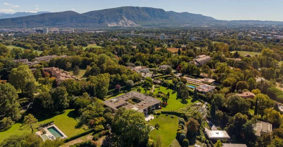 En exclusivité - Ensemble immobilier dans un écrin de verdure – foto 9 di 16