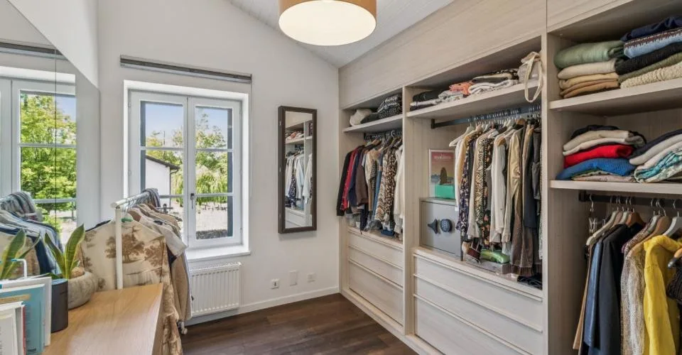 Schönes renoviertes Haus mit 6 Zimmern – Foto 9 von 19
