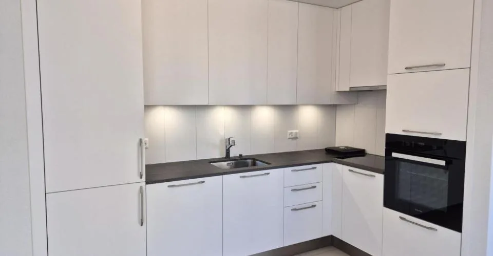 Charmanter Apartment mit 2.5 Zimmern im Erdgeschoss! – Foto 9 von 13