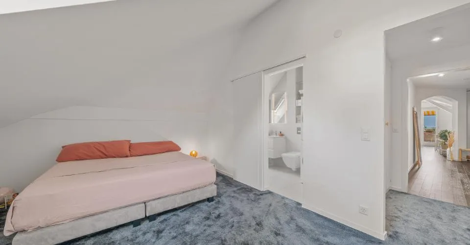 Superbe duplex alliant confort, vue lac et situation privilégiée – Foto 7 von 28