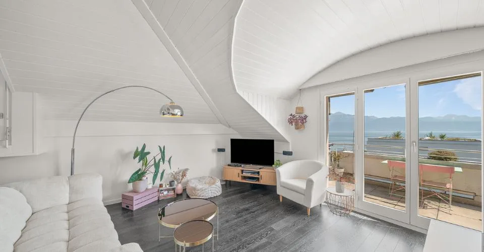 Superbe duplex alliant confort, vue lac et situation privilégiée – Foto 3 von 28