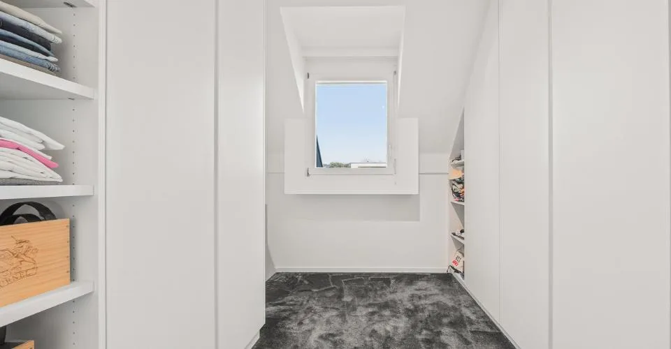 Superbe duplex alliant confort, vue lac et situation privilégiée – Foto 9 von 28