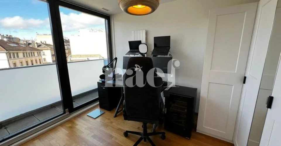 Duplex mit 4.5 Zimmern und Blick auf den Salève – Foto 8 von 22
