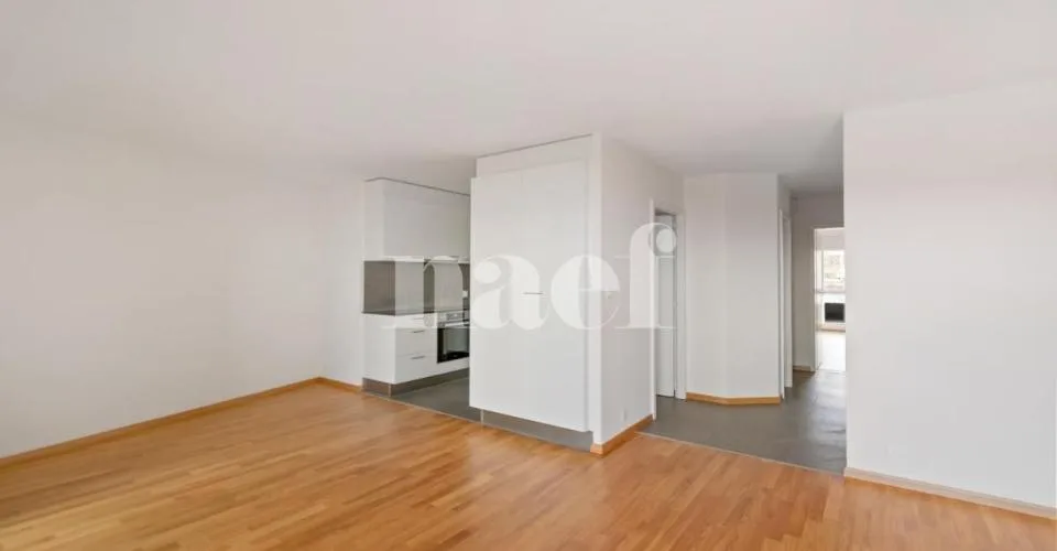 Sur les hauteurs de Neuchâtel, appartement de 4.5 pièces au 4ème étage – Foto 2 von 14