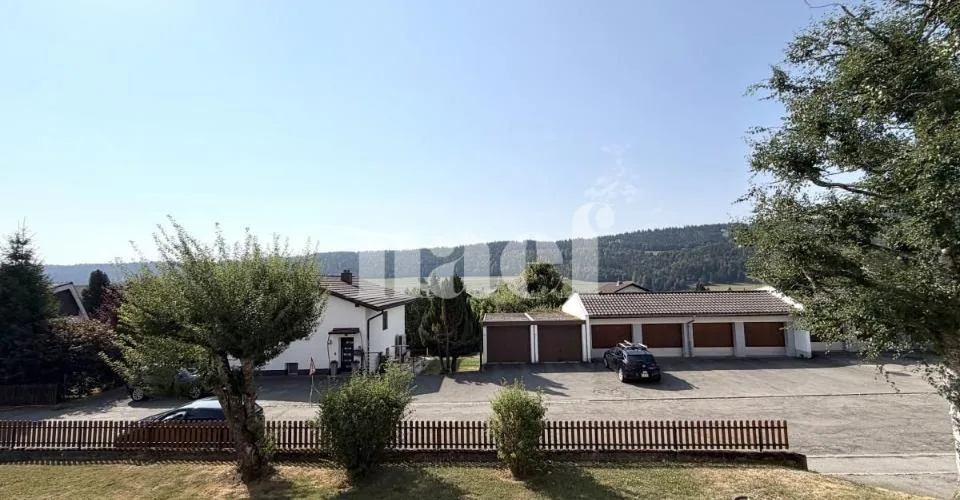 Bel appartement de 4 pièces avec vue dégagée et balcon – Foto 11 von 18