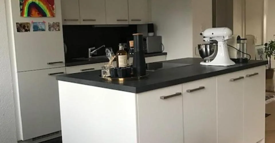 1er loyer net offert! Magnifique appartement lumineux avec cachet de 3 pièces – Foto 3 von 24