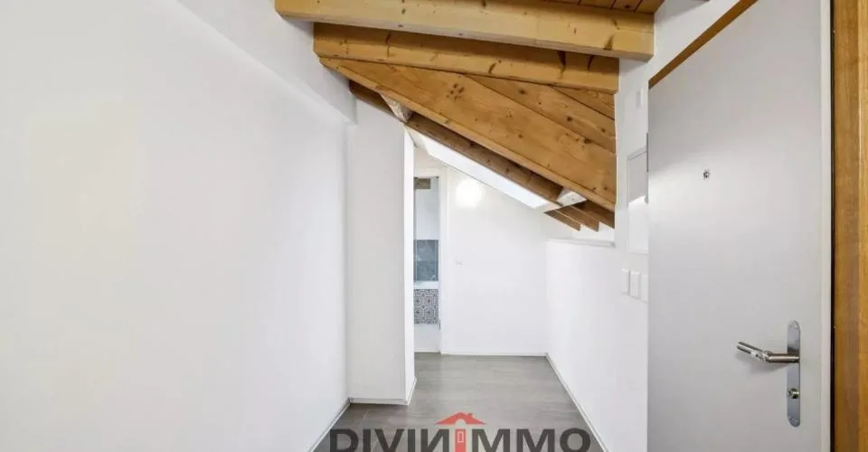 Attique de 4.5 pièces typique au 1er étage – Foto 6 von 21