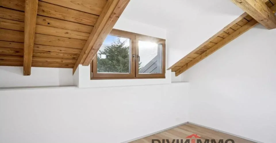 Attique de 4.5 pièces typique au 1er étage – Foto 7 von 21