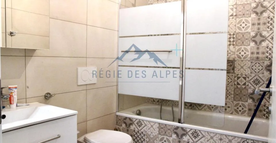 Appartamento moderno di 4.5 locali con terrazza sul fiume a Vallorbe (Lot 7) – foto 10 di 26