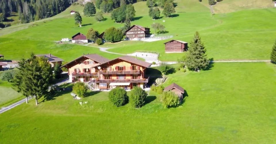 Großes Anwesen mit 2 Chalets zum Verkauf! – Foto 17 von 24