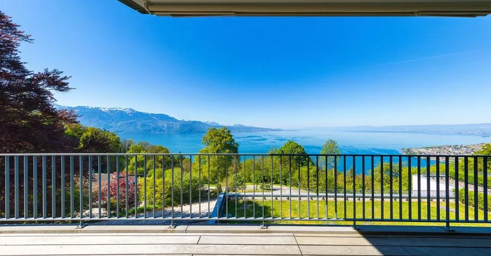 Elegante 4,5-Zimmer-Wohnung mit Panoramablick auf den Genfersee in Puidoux – Foto 15 von 39