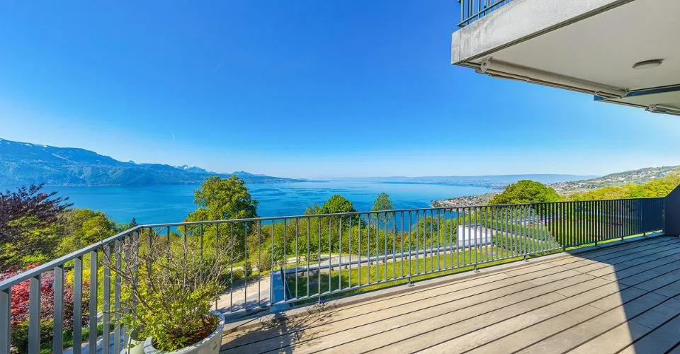 Elegante 4,5-Zimmer-Wohnung mit Panoramablick auf den Genfersee in Puidoux – Foto 17 von 39