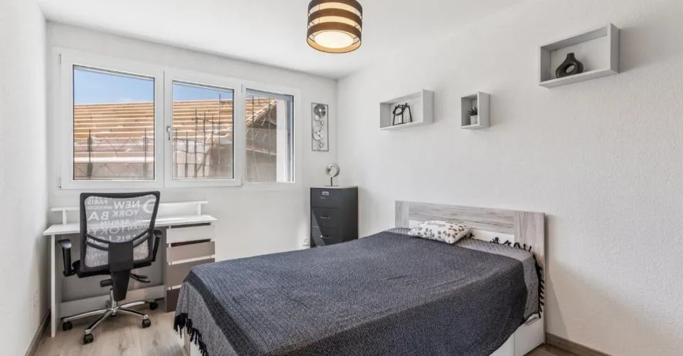 Moderne maison mitoyenne au coeur du village – Foto 8 von 24