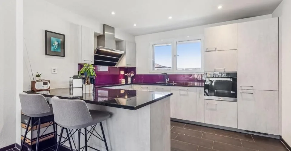 Moderne maison mitoyenne au coeur du village – Foto 3 von 24