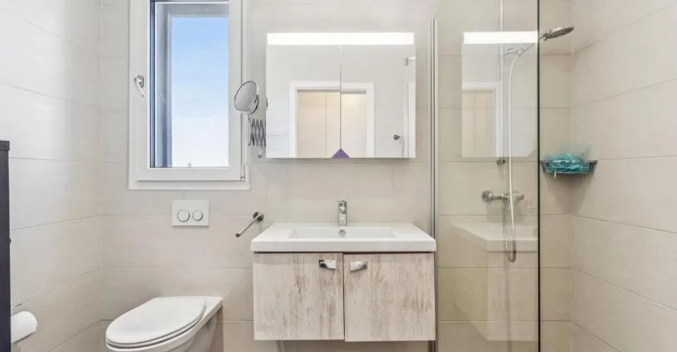 Moderne maison mitoyenne au coeur du village – Foto 11 von 24
