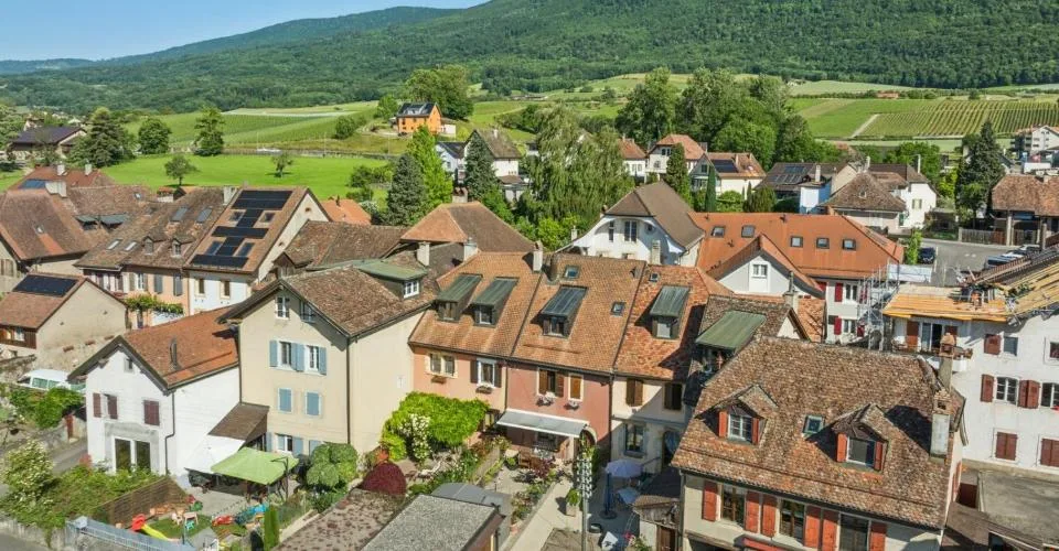 Maison villageoise de caractère située face au lac de Neuchâtel ! – Foto 13 von 26