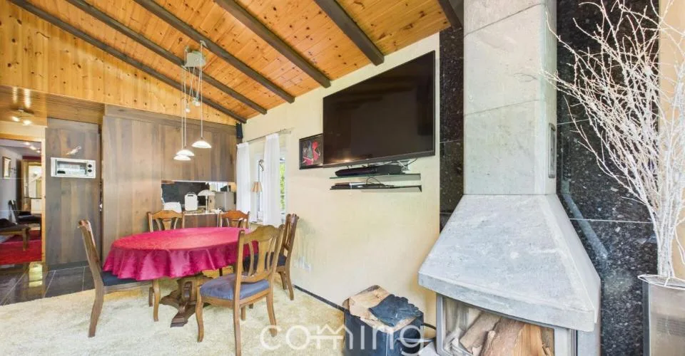 Agréable et alpine - appartement de 2.5 pièces avec cheminée et vue sur les montagnes à Saas-Grund – photo 6 sur 27
