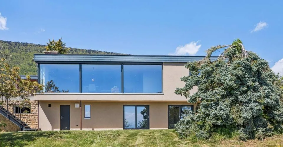 Villa de standing au cur des vignes avec vue lac imprenable – Foto 13 von 26