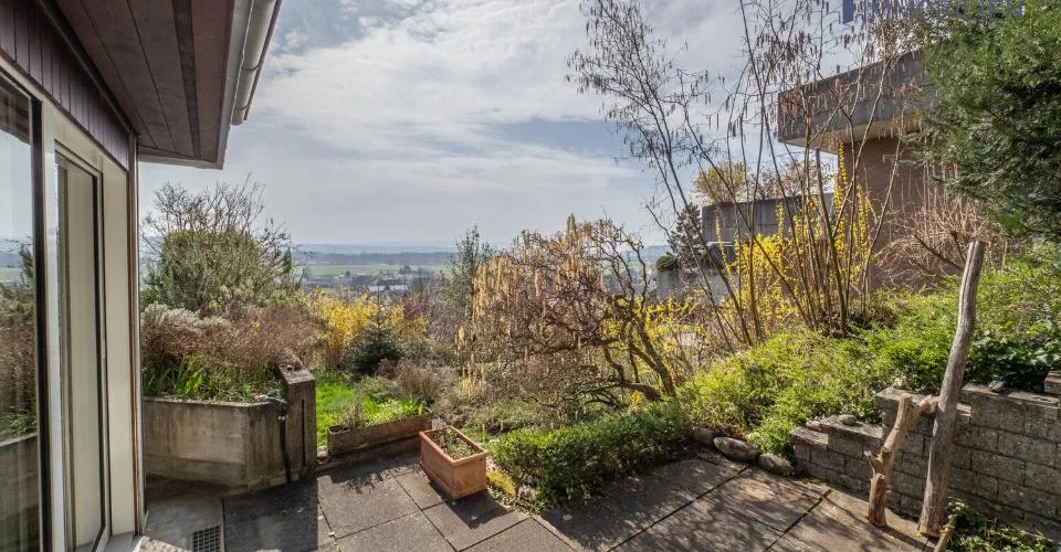 Fehr Immobilien - 5.5-Zi.-Terrassenappartement mit herrlicher Aussicht – foto 25 di 27