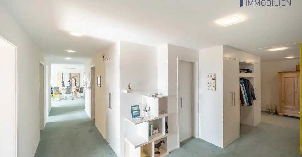 Fehr Immobilien - 5.5-Zi.-Terrassenappartement mit herrlicher Aussicht – foto 23 di 27