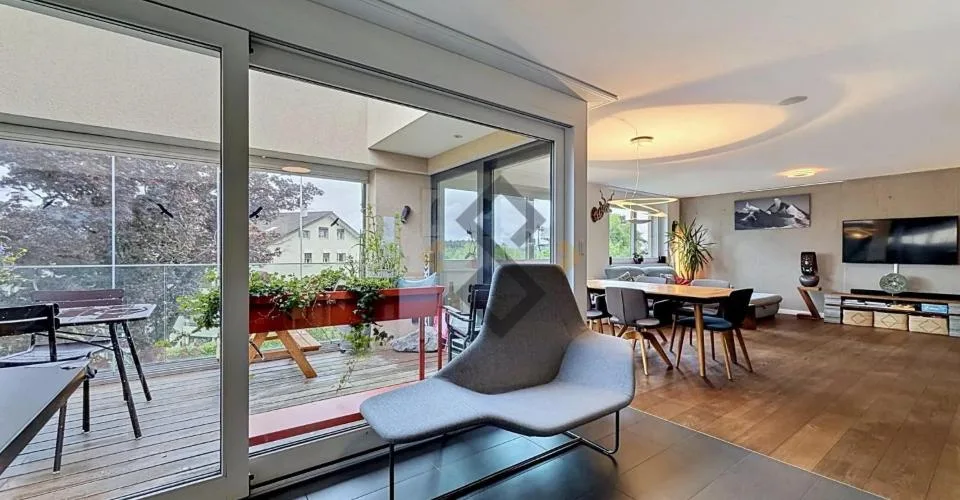 Außergewöhnliche 140 m2 Wohnung in Freiburg – Foto 2 von 17