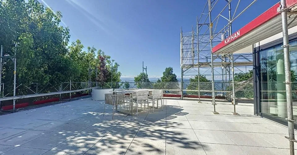 Appartement neuf de 5.5 pièces avec balcon couvert et rooftop terrasse – photo 7 of 24