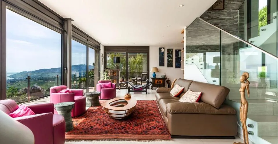 Prächtige moderne Villa mit 180-Grad-Blick auf den See und die Alpen – Foto 19 von 26
