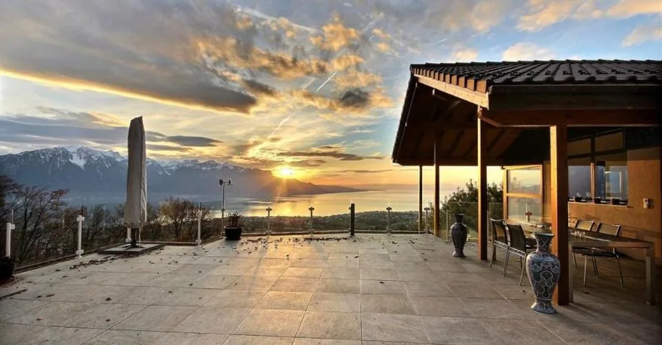 BELLE MAISON INDIVIDUELLE AU CALME AVEC VUE PANORAMIQUE GRANDIOSE SUR LA LAC – Foto 3 von 37