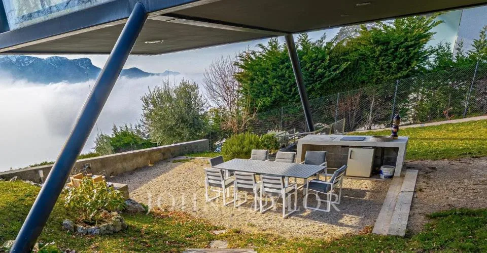 Chef-d'OEuvre au coeur de la Riviera ! Vue à 360, à 10 minutes de Vev – photo 23 sur 25
