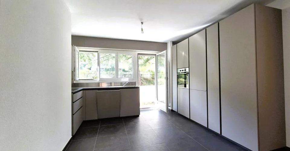 Appartement lumineux de 3,5 pièces rénové au cœur de Noës – photo 4 sur 18