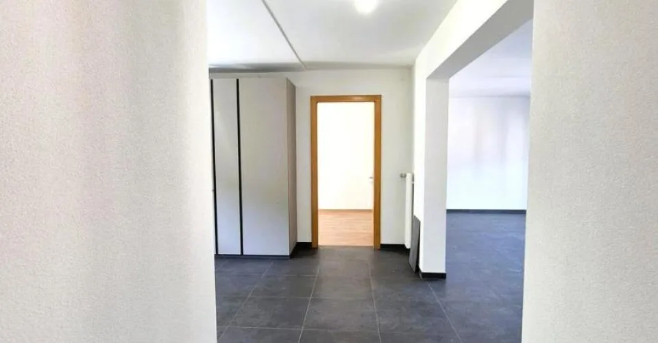 Appartement lumineux de 3,5 pièces rénové au cœur de Noës – photo 6 sur 18