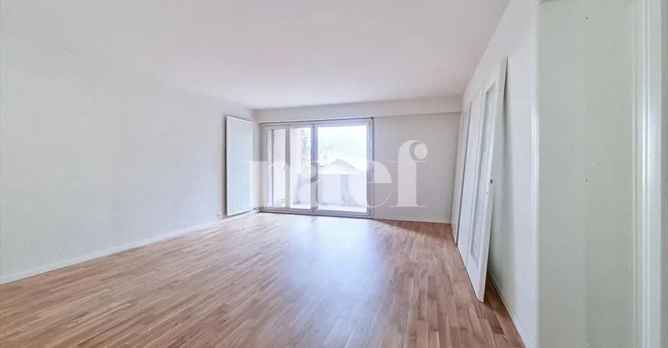 Appartement de 4 pièces entièrement rénové – Foto 5 von 12