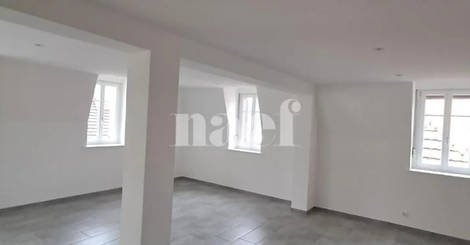 Bel appartement de 3,5 pièces au 4ème étage avec ascenseur – foto 2 di 18