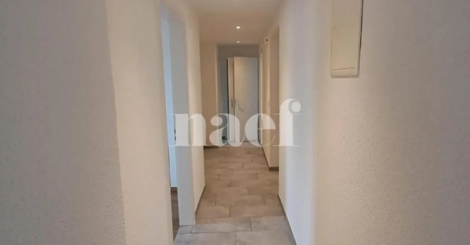 Bel appartement de 3,5 pièces au 4ème étage avec ascenseur – foto 7 di 18