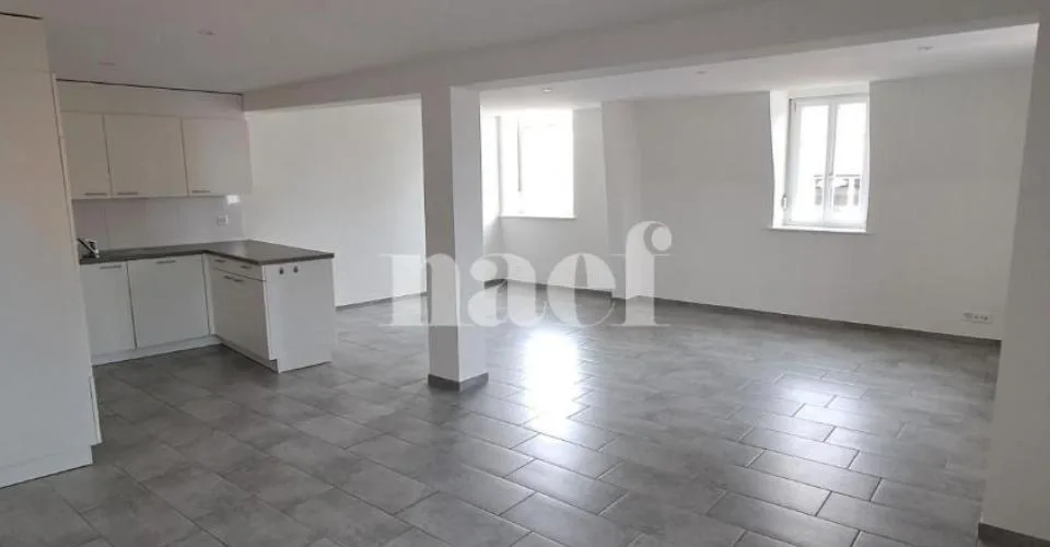 Bel appartement de 3,5 pièces au 4ème étage avec ascenseur – foto 3 di 18
