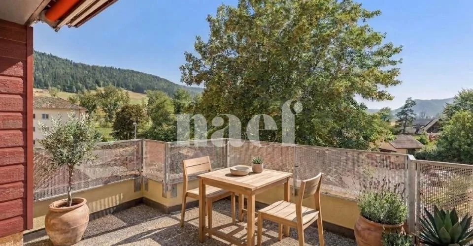 A Couvet, duplex de 160m2 – Foto 4 von 24
