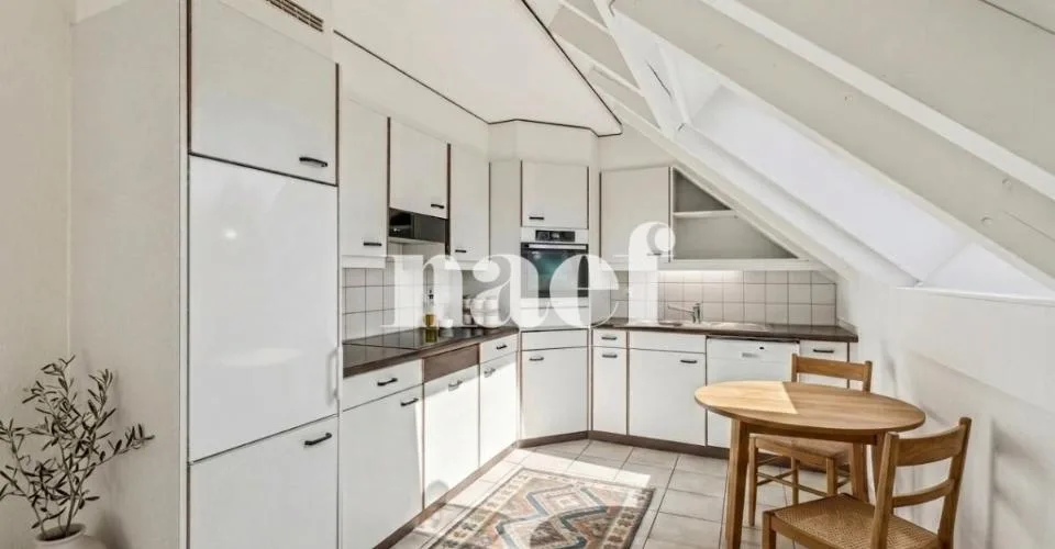 A Couvet, duplex de 160m2 – Foto 2 von 24