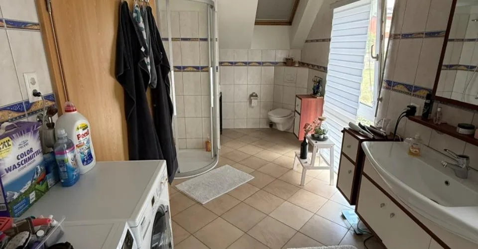 Casa indipendente luminosa e calma a Cudrefin – a due passi dal lago di Neuchâtel. – foto 11 di 42