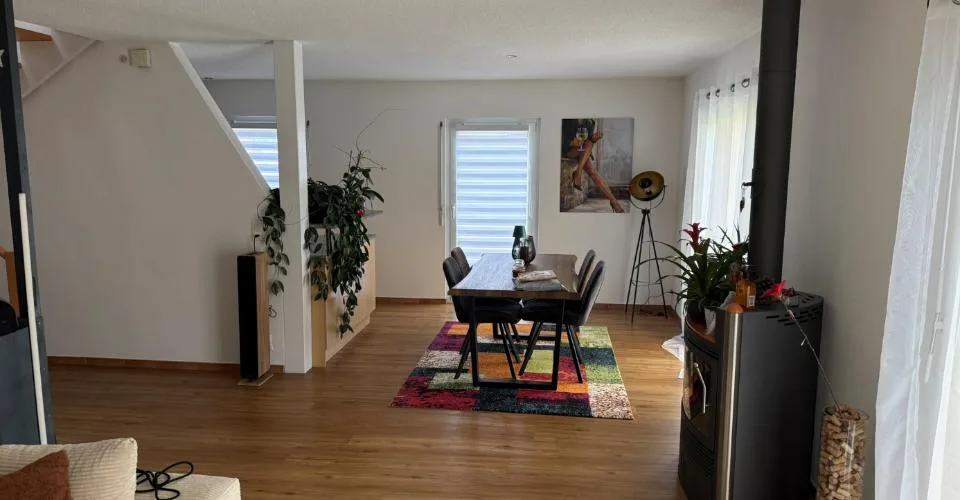 Casa indipendente luminosa e calma a Cudrefin – a due passi dal lago di Neuchâtel. – foto 7 di 42