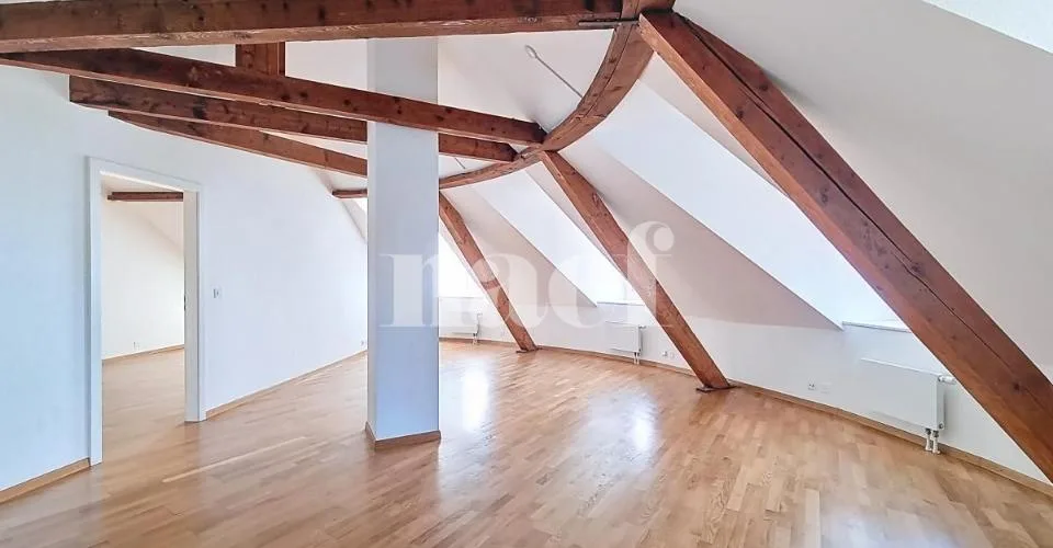 Charmantes 2.5-Zimmer-Dachwohnung – Foto 2 von 24