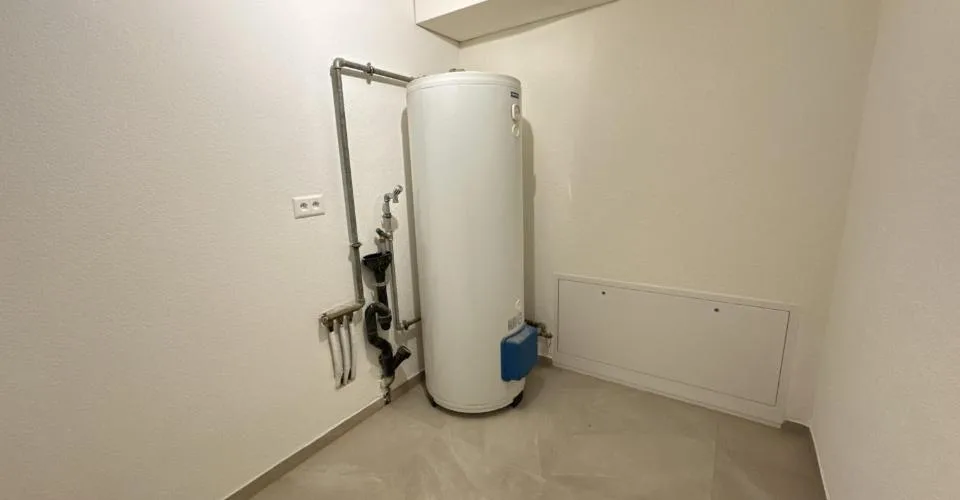 Vollständig renovierte 4,5-Zimmer-Wohnung in Alle – Foto 11 von 26