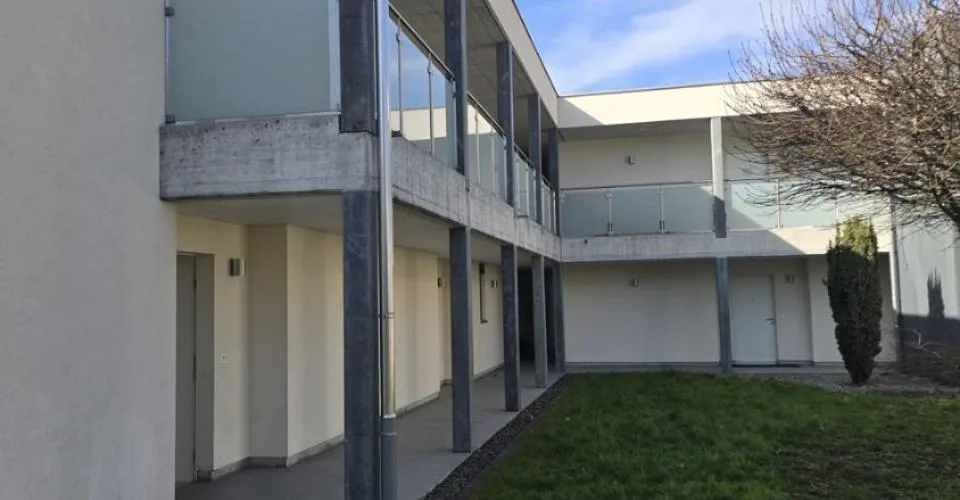 Appartement 2,5 pièces de 65m2 à plain-pied – Foto 10 von 19