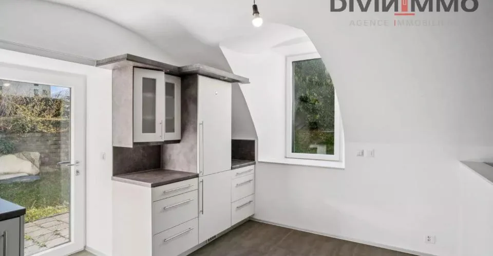 Appartement de 4.5 pièces typique en rez-de-jardin – Foto 3 von 16
