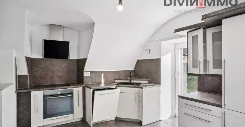 Appartement de 4.5 pièces typique en rez-de-jardin – Foto 2 von 16