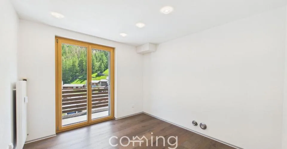 Vue panoramique et beaucoup d'espace - Appartement de 5.5 pièces à Saas-Grund, ensoleillé – photo 13 sur 28