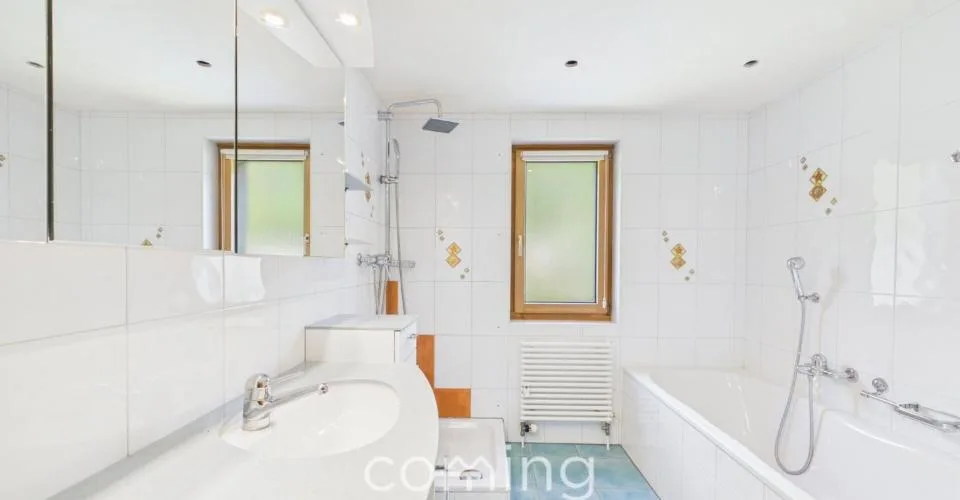 Vue panoramique et beaucoup d'espace - Appartement de 5.5 pièces à Saas-Grund, ensoleillé – photo 8 sur 28