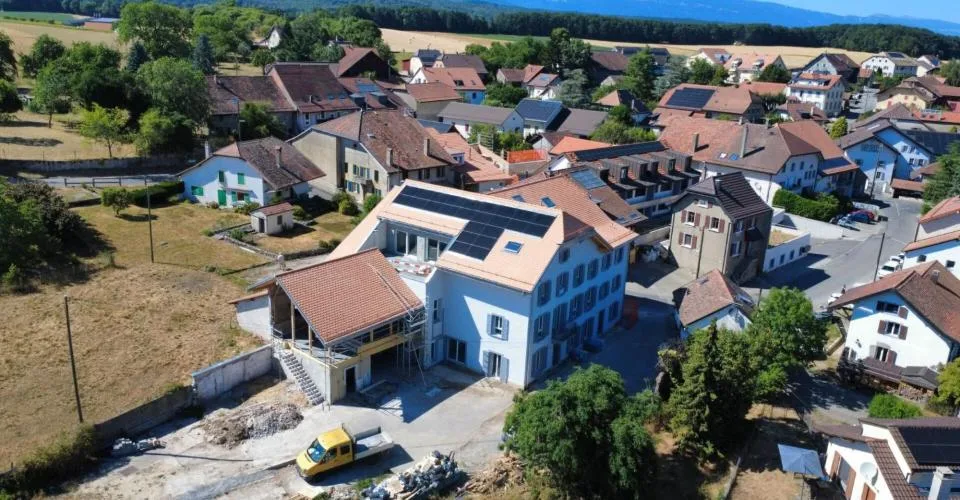 UN LOTTO ECCEZIONALE CON GIARDINO, TERRAZZA SENZA VISTA E VISTA MONTAGNA! – foto 14 di 24
