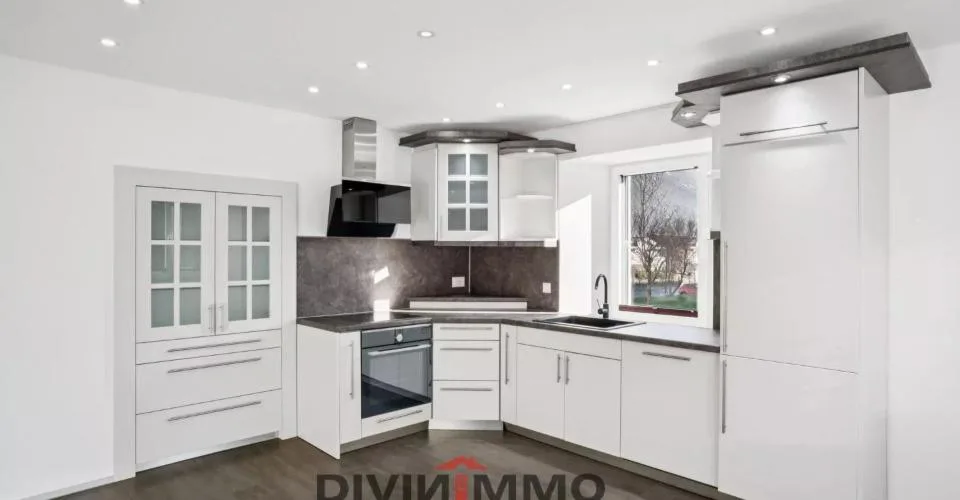 Appartement de 4.5 pièces typique au 1er étage – Foto 2 von 21