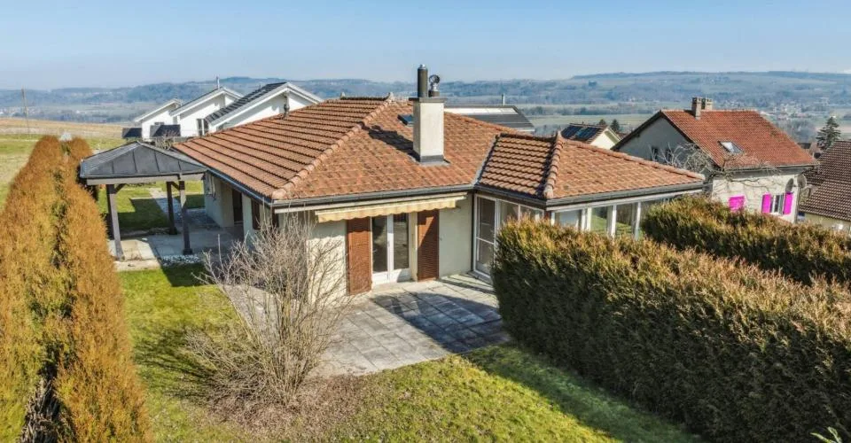 Villa indipendente a piano terra con grande potenziale di sopraelevazione! – foto 1 di 26